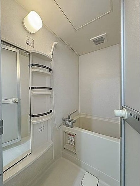 第5田中ビルの浴室