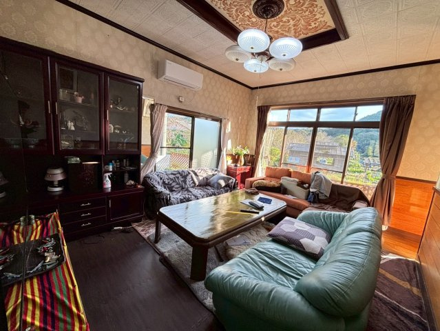 常陸大宮市野田　中古戸建の居間・リビング