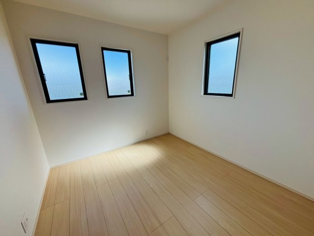 富里市七栄　ザ・ドリームフィールド成田75の洋室