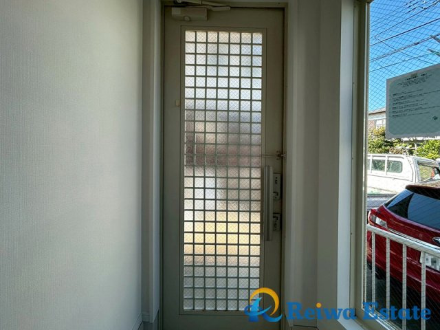 中古戸建　茅ヶ崎市東海岸北5丁目の玄関