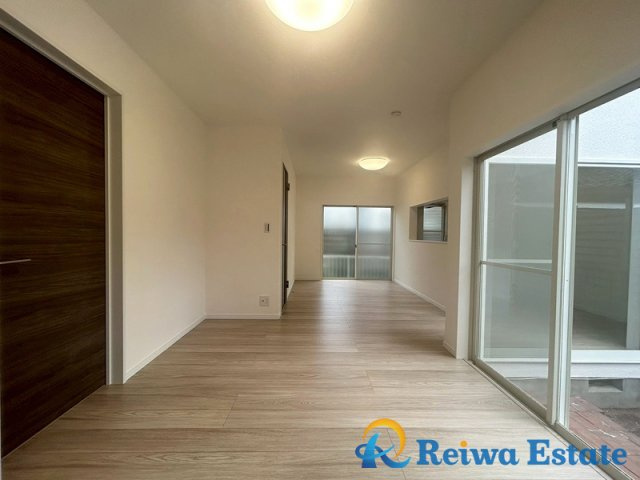 中古戸建　茅ヶ崎市東海岸北5丁目の玄関