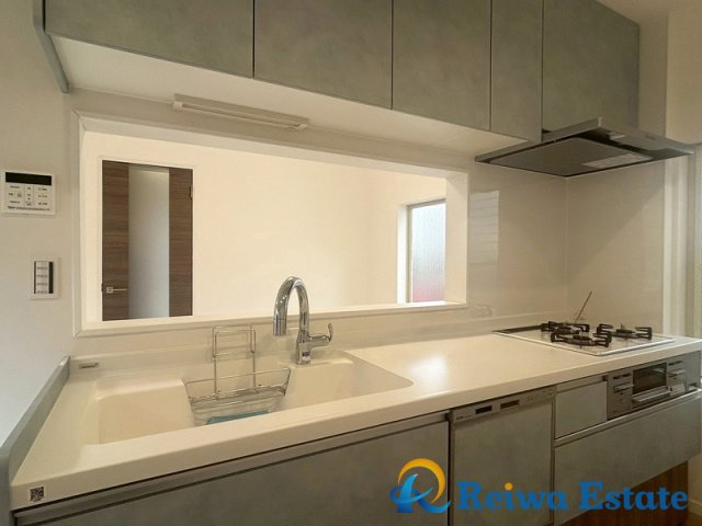 中古戸建　茅ヶ崎市東海岸北5丁目の前面道路含む現地写真