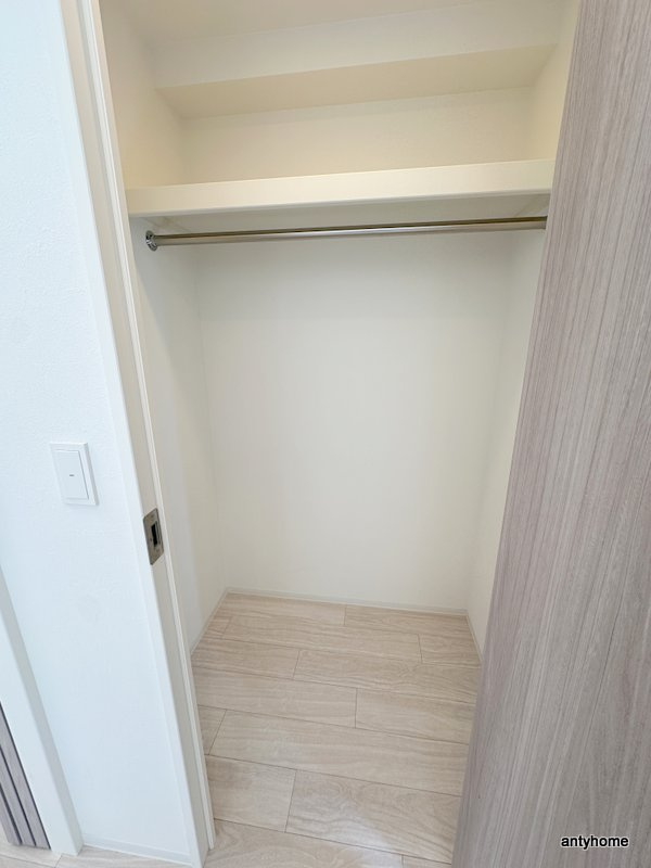 メトロ―サ谷町六丁目ノース　仲介手数料無料の収納