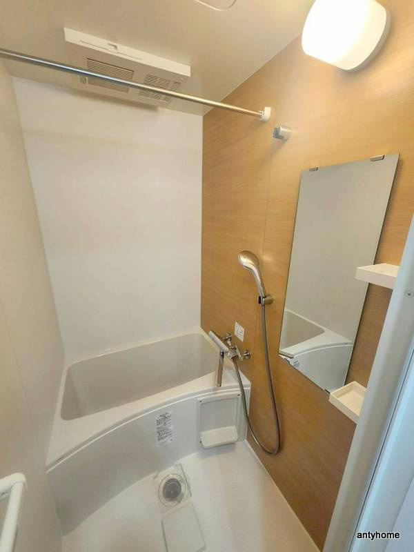 メトロ―サ谷町六丁目ノース　仲介手数料無料の浴室