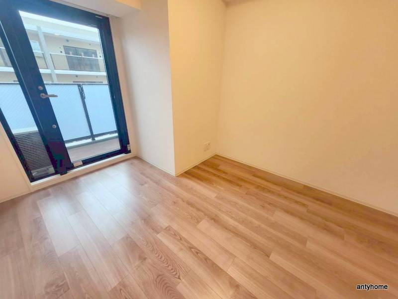 メトロ―サ谷町六丁目ノース　仲介手数料無料の居間・リビング