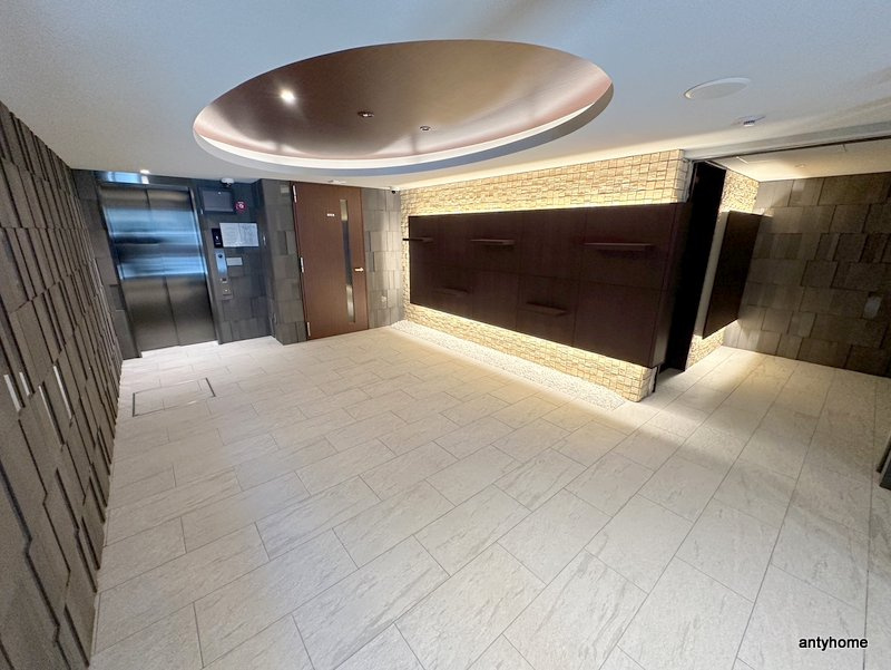 メトロ―サ谷町六丁目ノース　仲介手数料無料のロビー