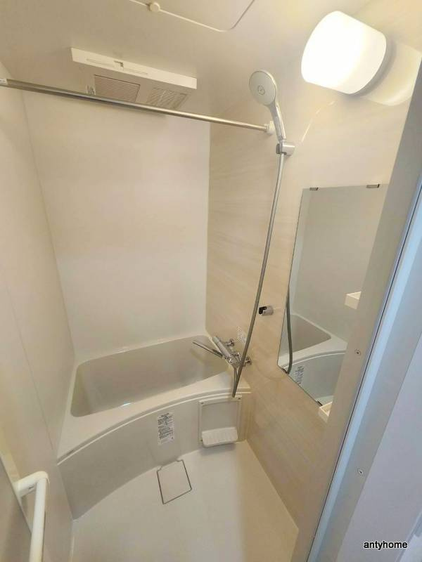 メトロ―サ谷町六丁目ノース　仲介手数料無料の浴室