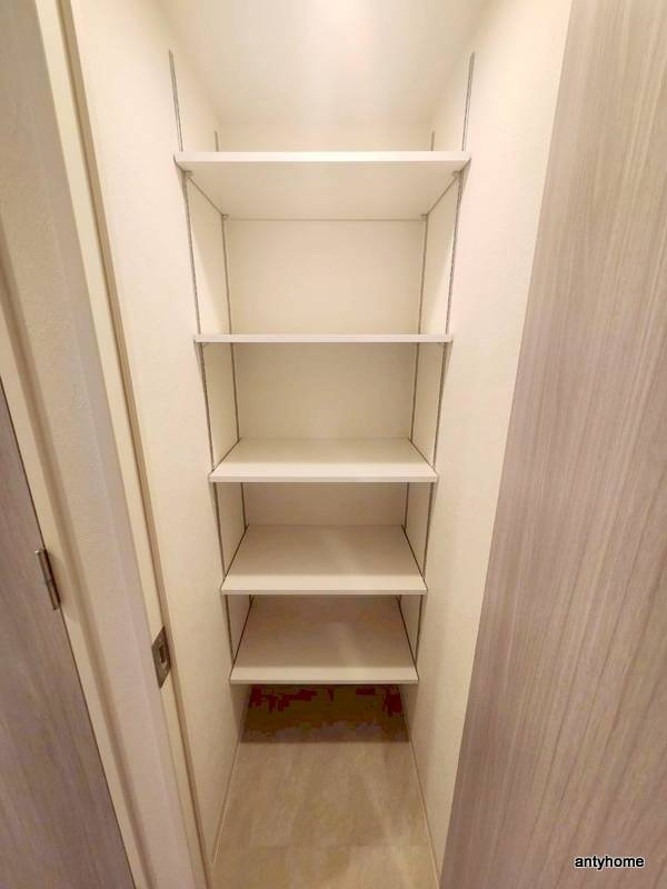 メトロ―サ谷町六丁目ノース　仲介手数料無料の収納