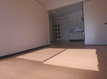 【寝室】 | 日立高円寺ビル | きれいなフローリング。