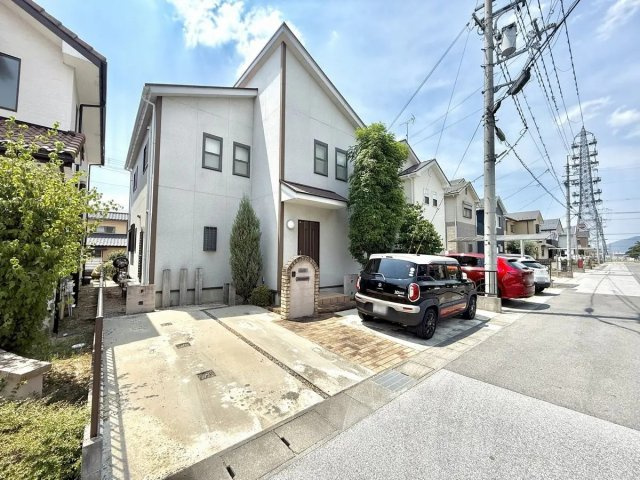 近江八幡市鷹飼町　中古戸建の外観