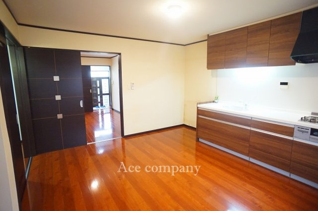 【居間・リビング】 | 東大阪市長瀬町1丁目 | 【DK：8.5帖】