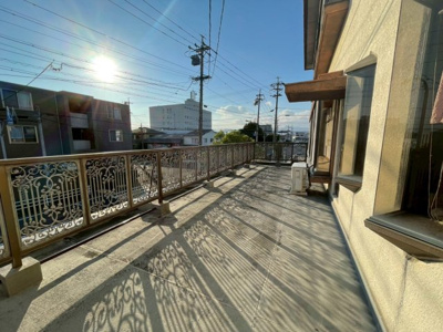 【バルコニー】 | 新正４丁目住居付店舗戸建て