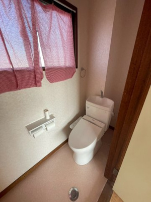 【トイレ】 | 新正４丁目住居付店舗戸建て