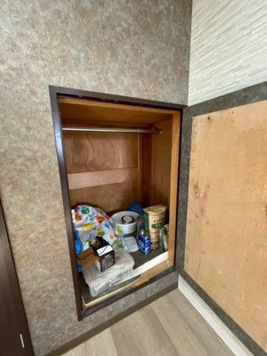 【玄関】 | 新正４丁目住居付店舗戸建て