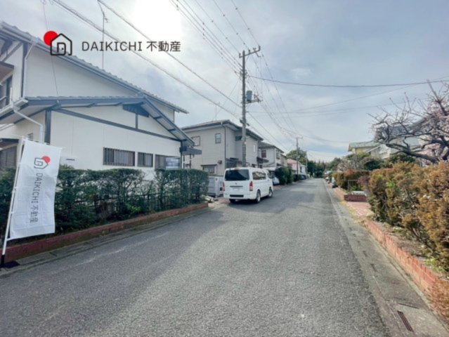 【前面道路含む現地写真】 | HMH比企郡川島町1期　中古戸建