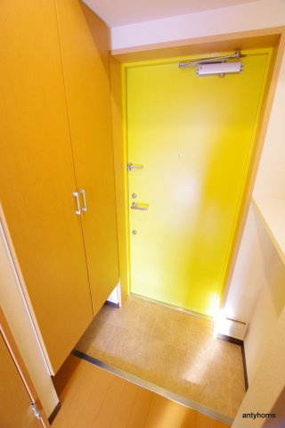 エルセレーノ東三国　仲介手数料無料の玄関