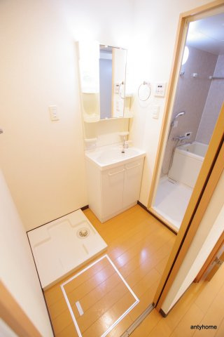 エルセレーノ東三国　仲介手数料無料の洗面所