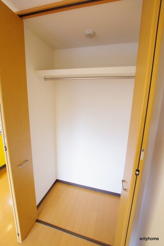 エルセレーノ東三国　仲介手数料無料の収納