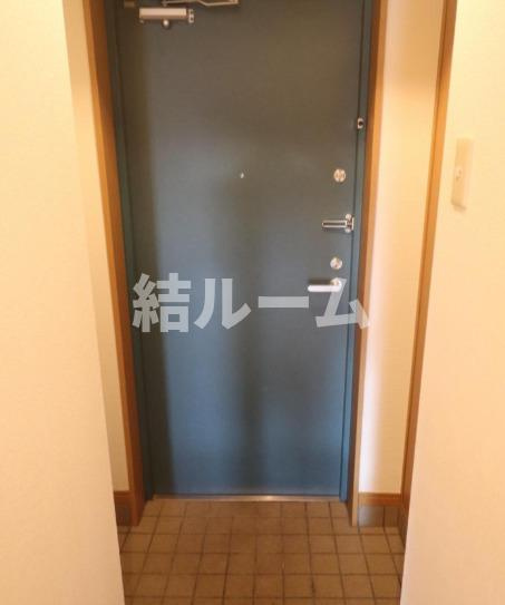 練馬区中村北２丁目の賃貸マンションの玄関