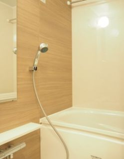 【浴室】 | ルーブル大島弐番館 | お風呂で日々の疲れを落としましょう