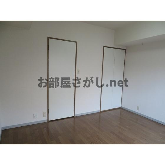 ＰＲＥＳＥＮＴ・晴の内装|洋室