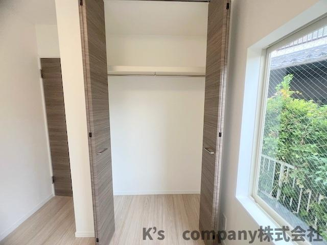 ◎茅ヶ崎市東海岸北5丁目　中古戸建の収納|洋室4.5帖の収納スペース◇