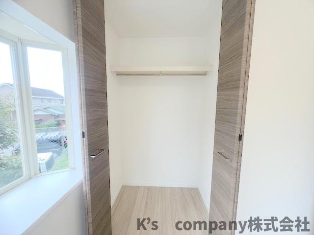 ◎茅ヶ崎市東海岸北5丁目　中古戸建の収納|洋室４帖の収納スペース◇