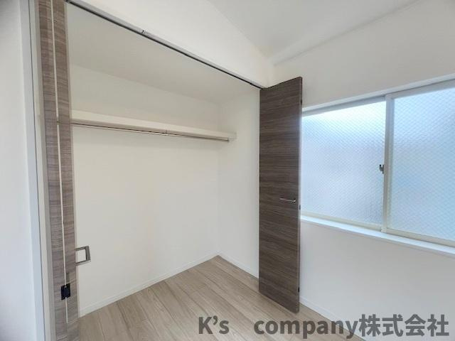 ◎茅ヶ崎市東海岸北5丁目　中古戸建の収納|洋室6.5帖の収納スペース☆