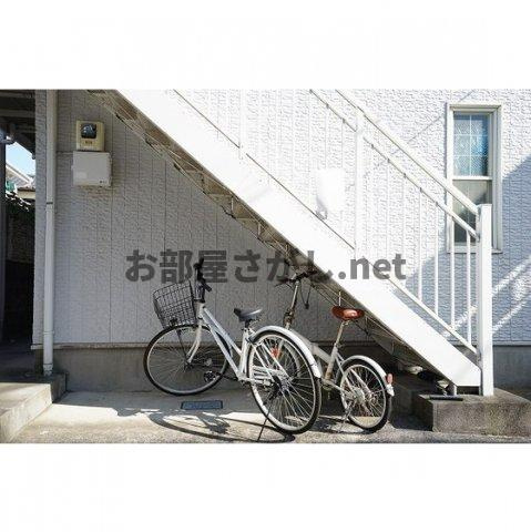 ユーハイツの外観|駐輪スペース