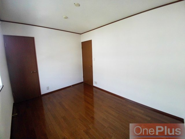 パインガーデン芦屋川PHⅡB棟の居間・リビング|使いやすい居間です