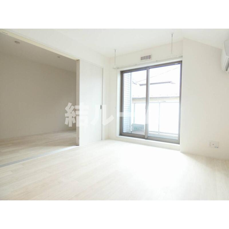 板橋区常盤台１丁目のアパートの居間・リビング