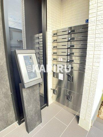 グランドール清水のエントランス