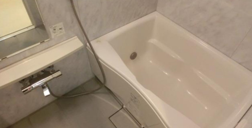 ソルパシオ亀有の浴室