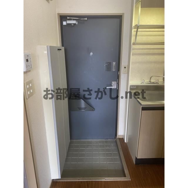 Ｓコートの玄関|収納もある玄関です