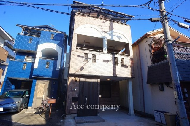 【外観】 | 東大阪市高井田西1丁目 | 【鉄骨造☆平成13年築☆2WAYアクセス可能♪】ローン返済目安：月々約87926円（頭金0円、変動金利0.875％、返済期間35年、ボーナス払い無しで試算しています）