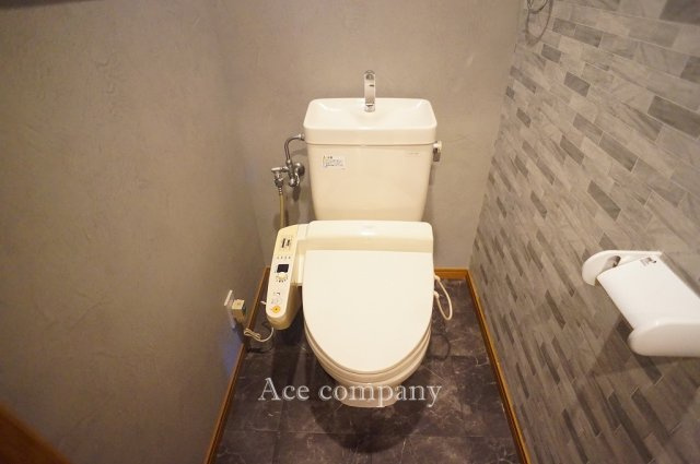 【トイレ】 | 東大阪市高井田西1丁目 | 2階のシャワートイレです☆