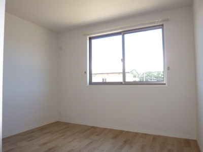 【洋室】 | ヴィラリリーフ