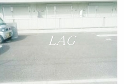 【駐車場】 | グランデ幕張 | 駐車場です。