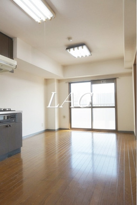 【居間・リビング】 | グランデ幕張 | 洋室です。