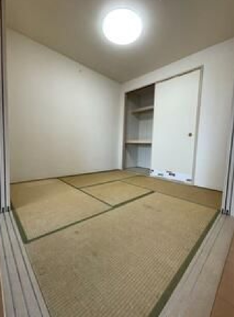 売マンション　小山市城山町　の和室