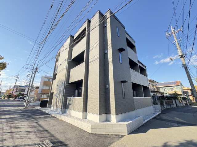 GRADUS拝島の外観