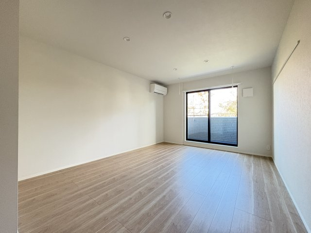 GRADUS拝島の居間・リビング