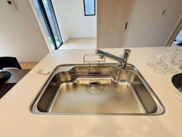 1号棟　新築戸建　富里市七栄　全6棟のキッチン