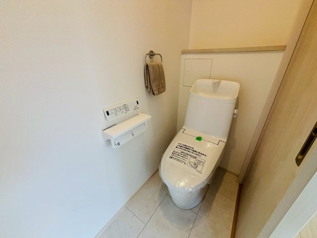 1号棟　新築戸建　富里市七栄　全6棟のトイレ