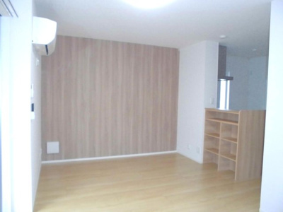 【居間・リビング】 | シャンティーユ大竹山Ⅱ | リビング