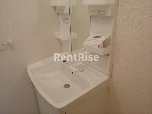 ラ・ヴィータの洗面所|洗面所