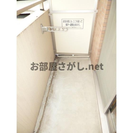 アムス門前仲町　富岡のバルコニー|お洗濯にも便利なバルコニー付き