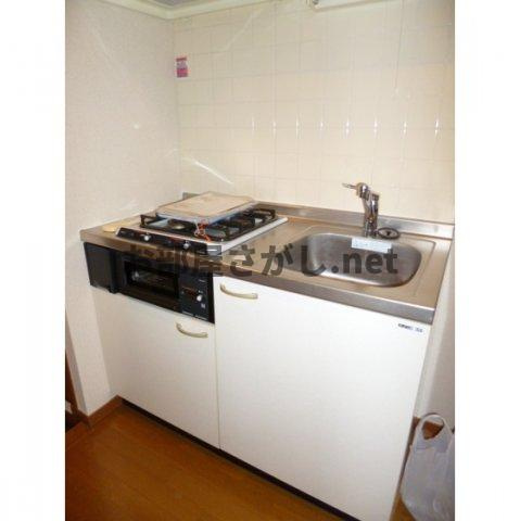 アムス門前仲町　富岡のキッチン|コンパクトなキッチンで掃除もラクラク