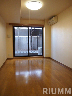 【居間・リビング】 | ルーブル笹塚弐番館