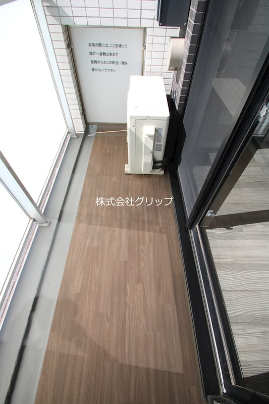 Le'a横濱ウエストステージのバルコニー